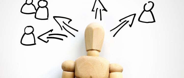 業務委託と派遣どちらをえらべばいい?